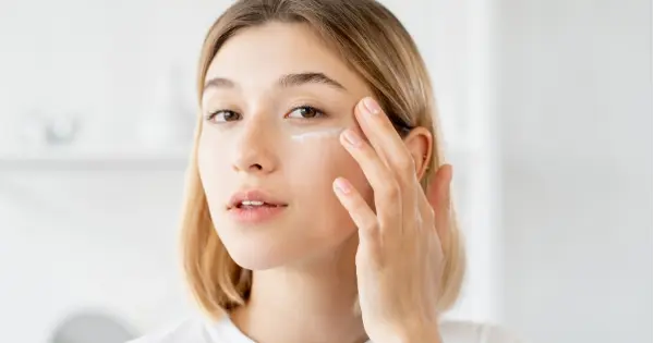 cham-soc-da-dau-mun-hieu-qua-nhan-biet-phan-biet-gel-giam-mun-actidem